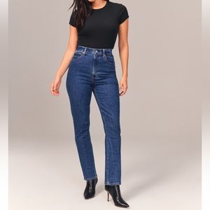 NWOT A&F Curve Love 90s Slim Straight Jean